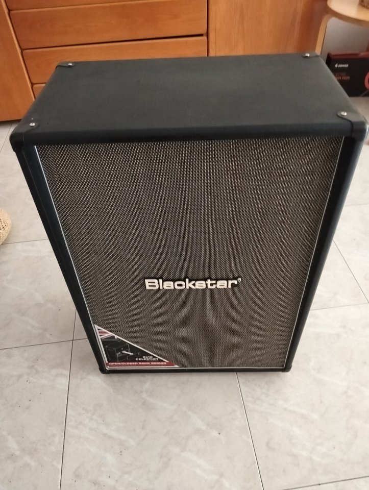 PANTALLA BLACKSTAR HT212VOC MKII 160w (300€) de segunda mano · Foto 1 de 2 · Barcelona · 300 €