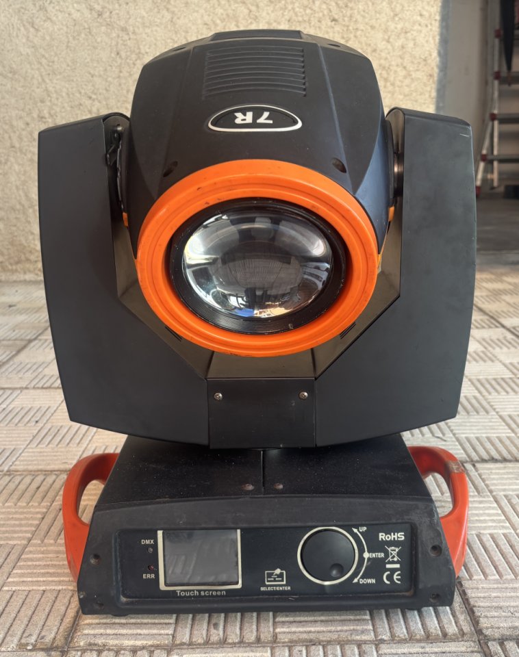 Cabeza Móvil 7R de segunda mano · Foto 1 de 2 · A Coruña · 125 €