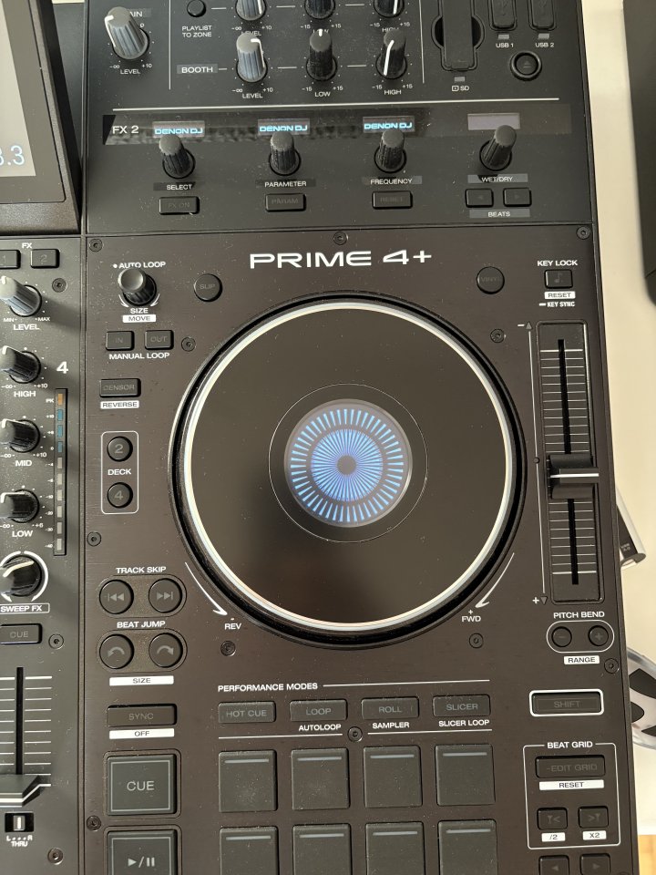 Controladora Denon DJ 4 Plus. Estado como nuevo