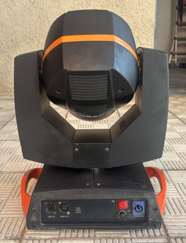 Cabeza Móvil 7R de segunda mano · Foto 2 de 2 · A Coruña · 125 €