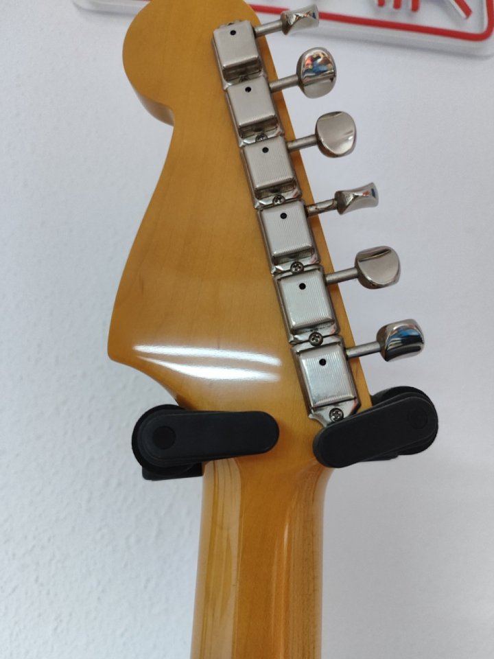 Fender Jazzmaster MIJ 2004 de segunda mano · Foto 6 de 7 · Málaga · 1400 €
