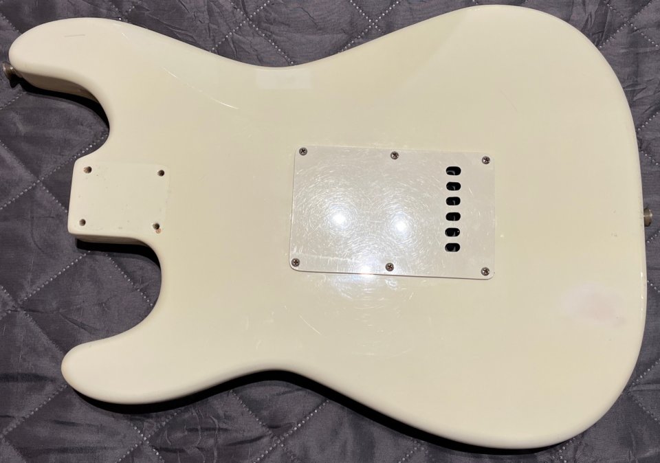 Cuerpo completo Squier deluxe hot rails de segunda mano · Foto 2 de 8 · Barcelona · 200 €