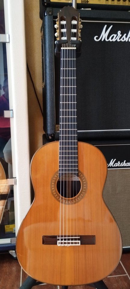 Guitarra Amalio Burguet N3 1993 de segunda mano · Foto 1 de 10 · Alicante · 960 €