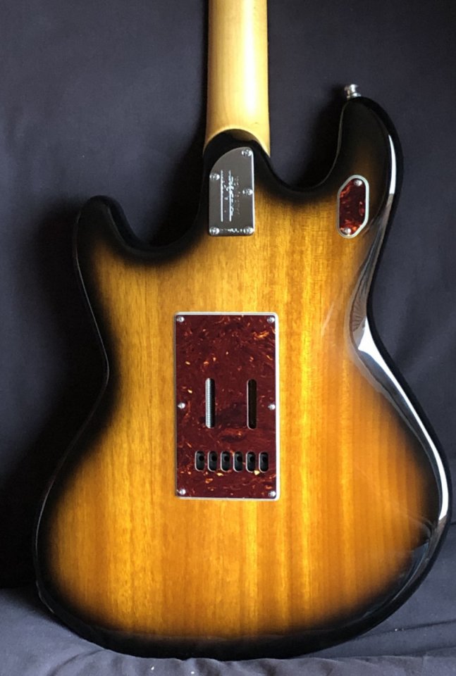 MusicMan StingRay RS **Rebajada a €1.900**