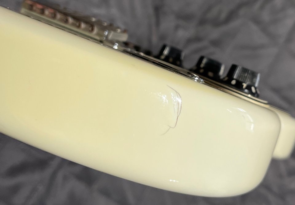 Cuerpo completo Squier deluxe hot rails de segunda mano · Foto 4 de 8 · Barcelona · 200 €