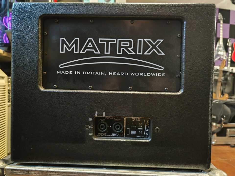 Pantalla FR Matrix 12" pasiva + flightcase