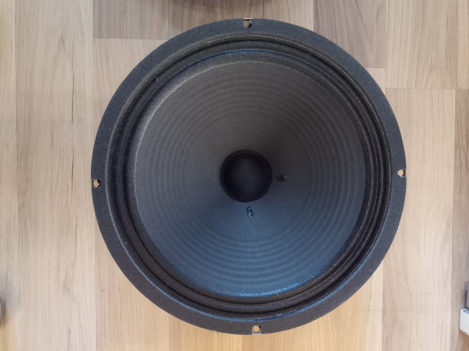 Celestion Vintage 30 V30 altavoces (2) de segunda mano · Foto 4 de 5 · Madrid · 170 €