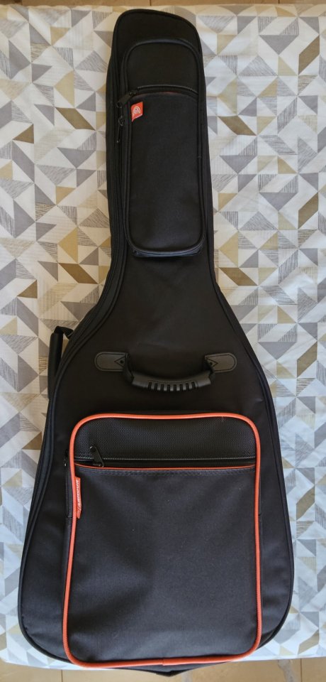 Álvarez Artist AD60CE Electroacústica de segunda mano · Foto 3 de 10 · Valencia · 399 €