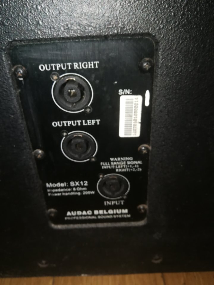 Equipo de sonido AUDAC: preamplificador PRE26 , amplificador D3  y subwoofer SX12. SIN ACCESORIOS