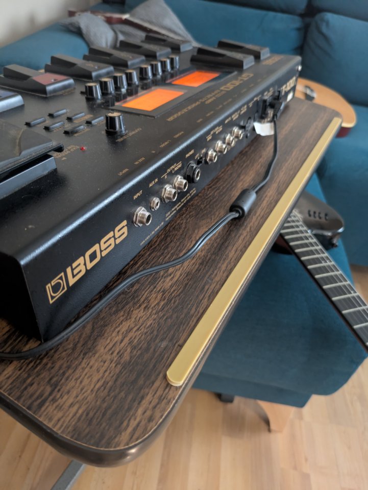 BOSS GT 100 de segunda mano · Foto 3 de 6 · Girona · 220 €