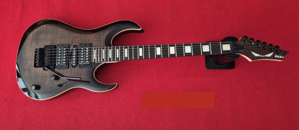 Dean MAB3FM Michael Angelo Batio Signature Fm Tbk de segunda mano · Foto 1 de 6 · Girona · 500 €