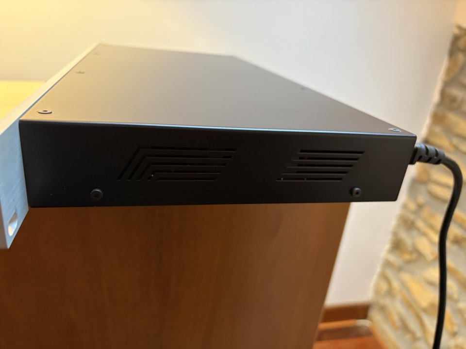Master Clock Antelope Audio OCX HD como nuevo de segunda mano · Foto 7 de 10 · Gipuzkoa · 1100 €