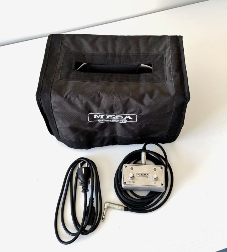 Cabezal Mesa Boogie Mark V 25 de segunda mano · Foto 4 de 4 · Badajoz · 1600 €