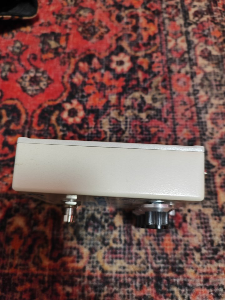 Hawaiian Pizza de Caroline Corporation RESERVADO