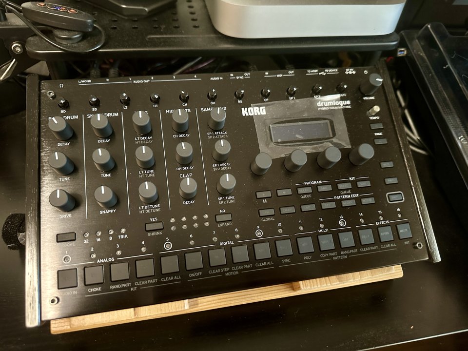 Korg Drumlogue de segunda mano · Foto 2 de 3 · Barcelona · 300 €