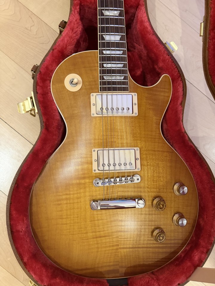 Gibson Kirk Hammett "Greeny" LP Std. de segunda mano · Foto 3 de 8 · Valencia · 2300 €