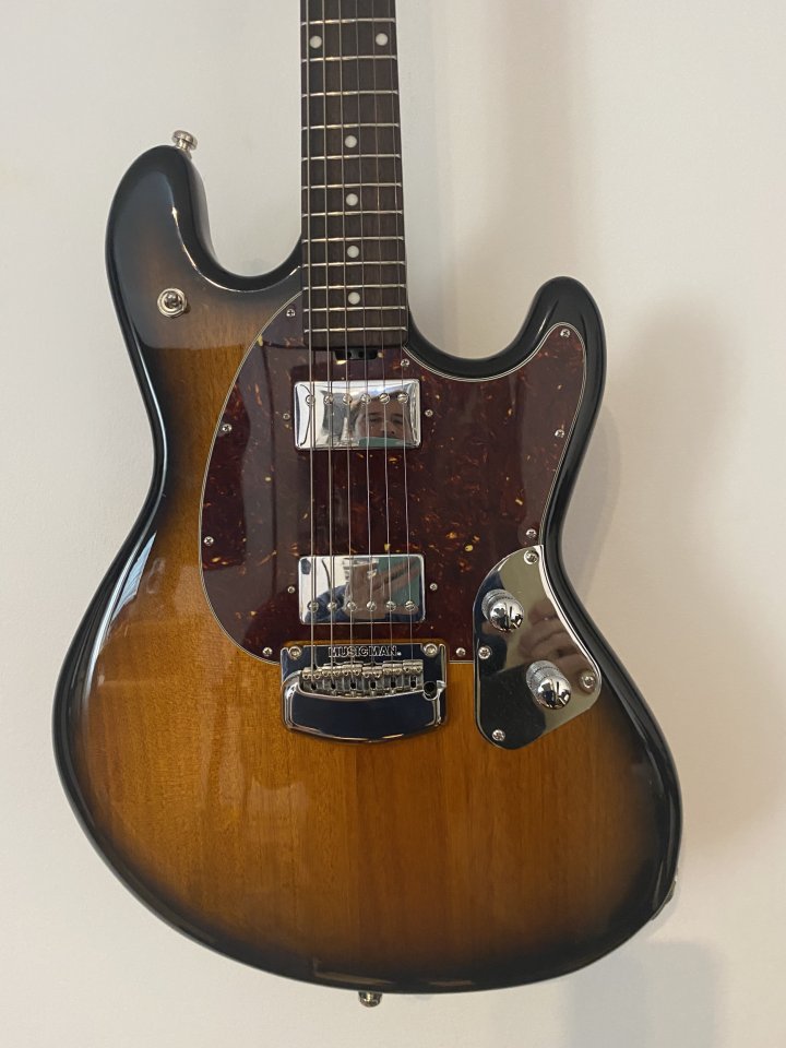 MusicMan StingRay RS **Rebajada a €1.900**