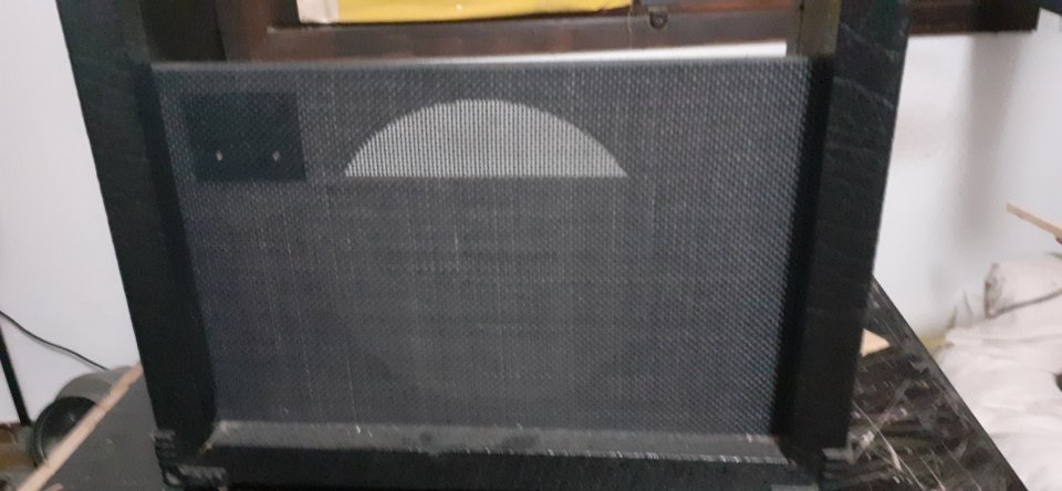 Mueble de amplificador combo Roland ST-50 1x10