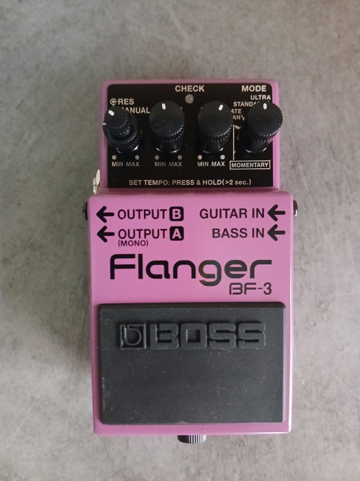 Pedal Boss flanger BF-3 NUEVO de segunda mano · Foto 3 de 7 · Valencia · 90 €