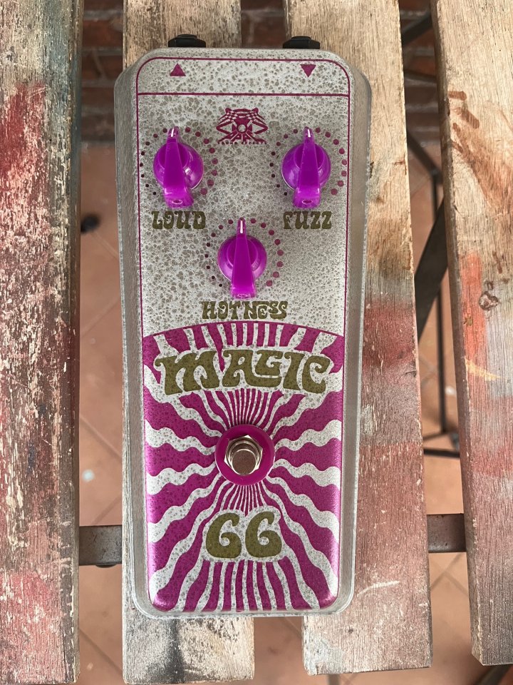 MAGIC 66 (Fuzz Face/ Tone Bender MK1.5 de germanio)