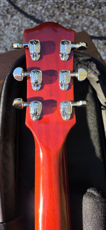 GODIN Multiac Steel Natural HG nueva