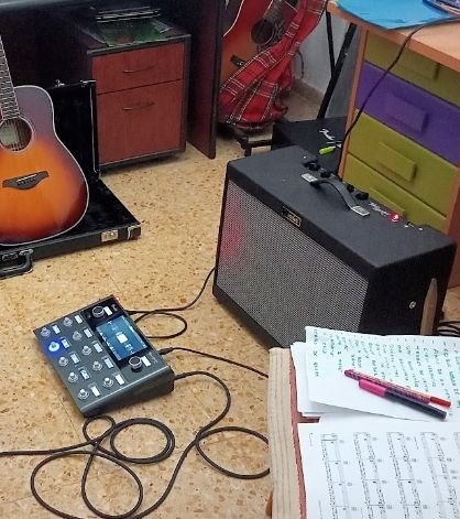 Vendo/ Cambio Fender Tone Máster pro + Pantalla FR12 de segunda mano · Foto 3 de 3 · Valencia · 2000 €