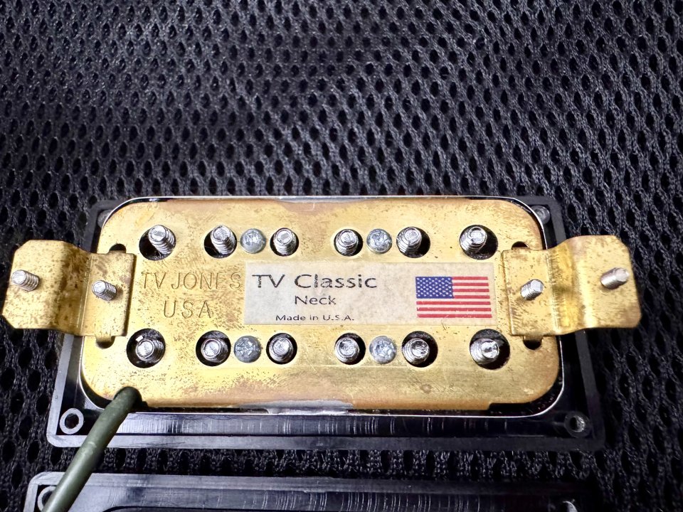 TV JONES Classic de segunda mano · Foto 6 de 7 · SC Tenerife · 190 €