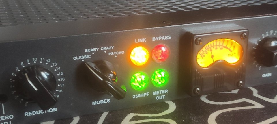 Inward the brute II (opto rack) de segunda mano · Foto 3 de 4 · Bizkaia · 1800 €