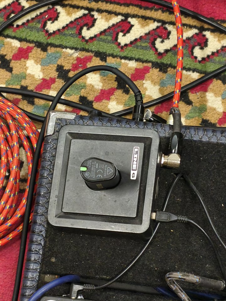 Line 6 relay G10 de segunda mano · Cádiz · 110 €