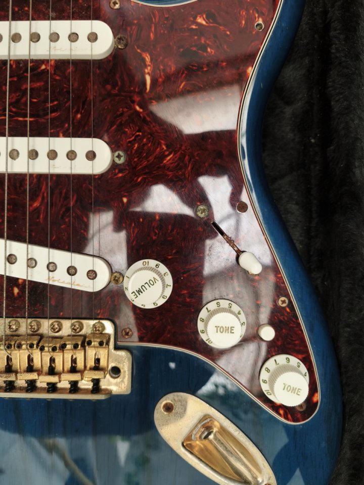 Fender Stratocaster Deluxe (Clapton) de segunda mano · Foto 5 de 5 · Alicante · 980 €