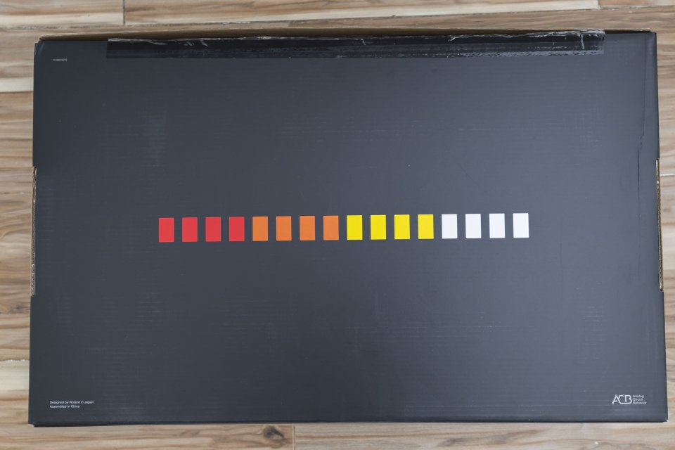 Roland TR-8S Como nueva + garantía Thomann de segunda mano · Foto 9 de 9 · Almería · 590 €