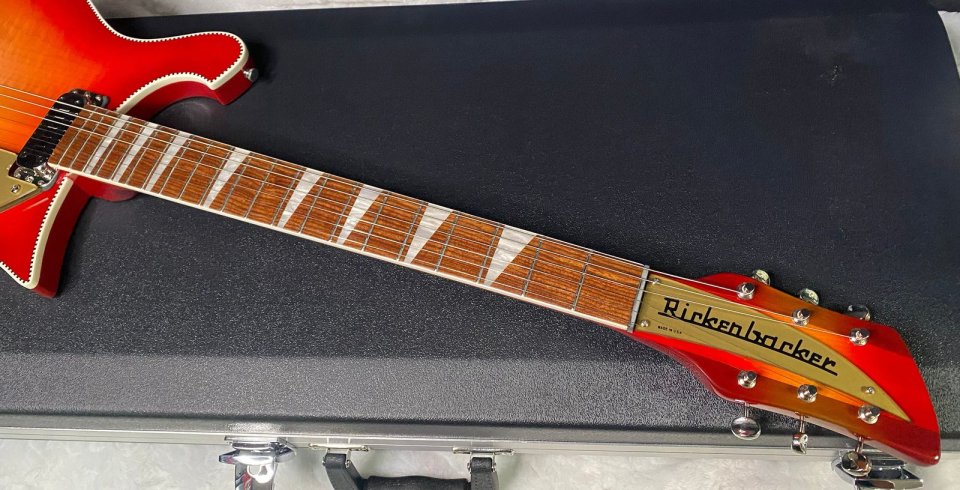 Rickenbacker 660 Fireglo 2026 , Nueva sin estrenar aun de segunda mano · Foto 7 de 7 · Madrid · 2950 €