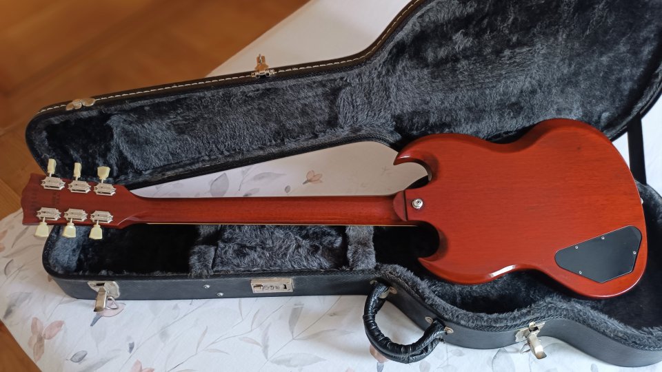 Gibson SG standard cherry 2005 de segunda mano · Foto 3 de 5 · Madrid · 1350 €