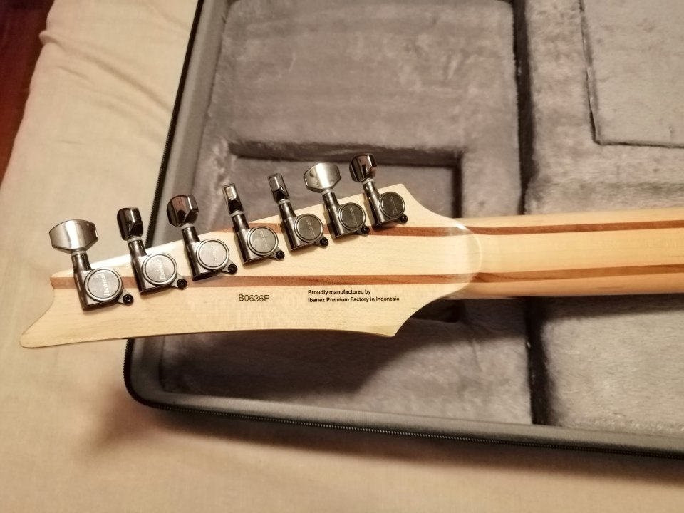 Ibanez UV70P-BK de segunda mano · Foto 6 de 10 · Cantabria · 920 €