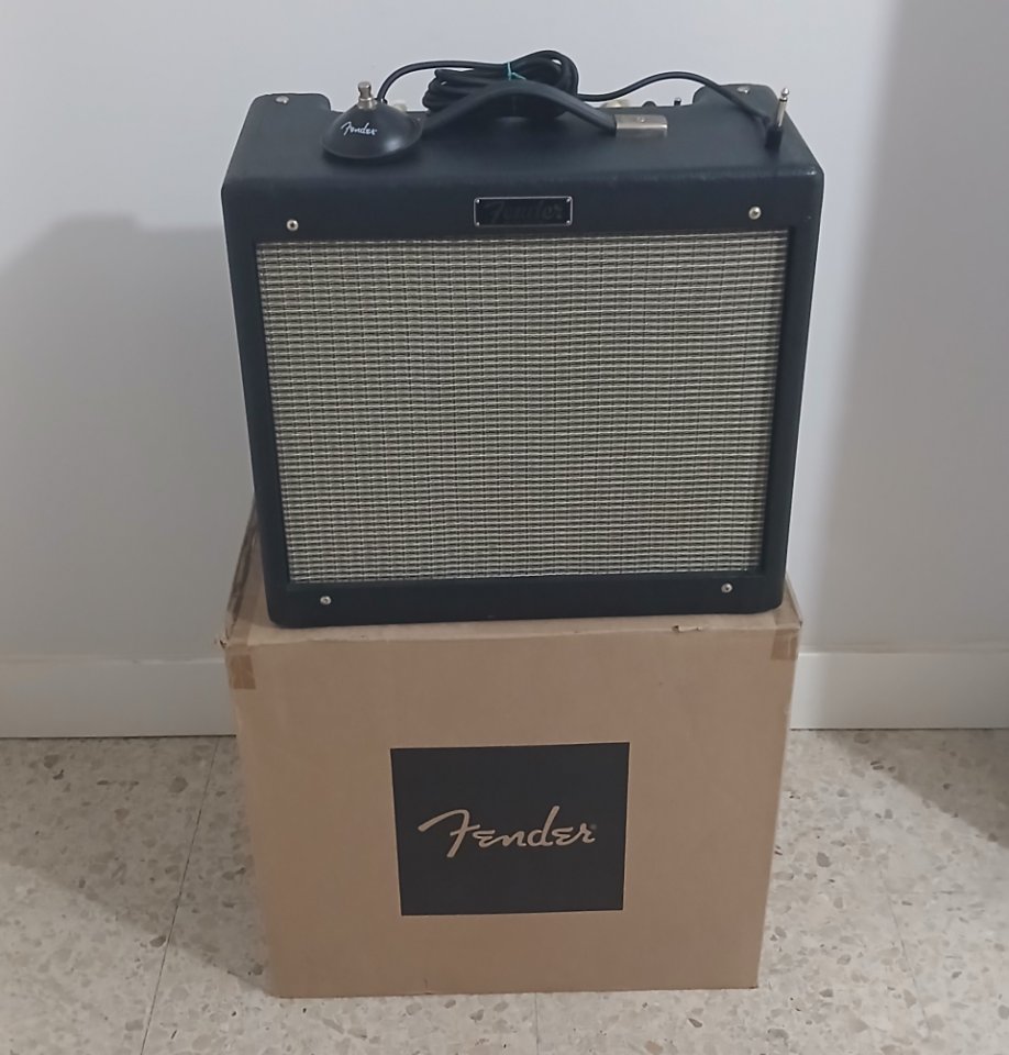Amplificador Fender Blues Junior IV de segunda mano · Foto 1 de 5 · Cantabria · 595 €
