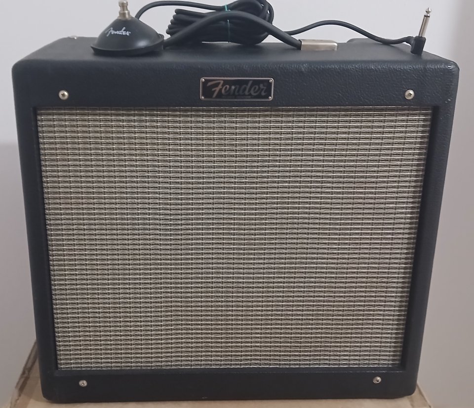 Amplificador Fender Blues Junior IV de segunda mano · Foto 2 de 5 · Cantabria · 595 €