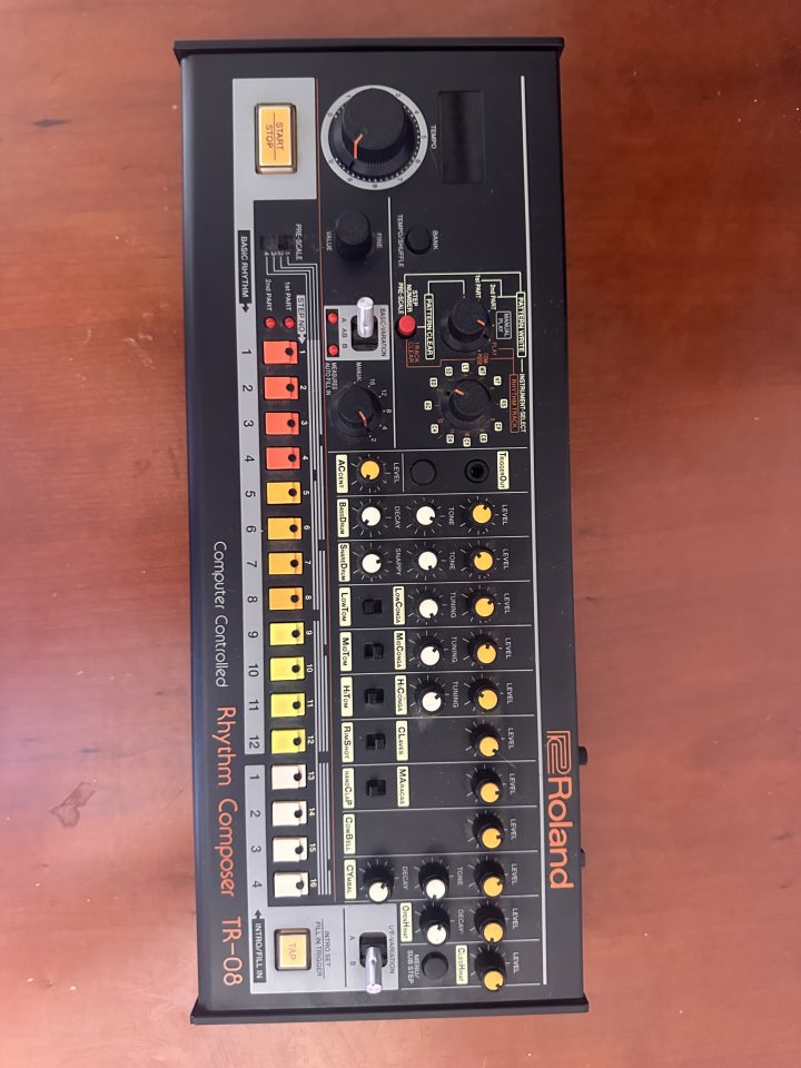 Roland TR-08 de segunda mano · Ciudad Real · 200 €