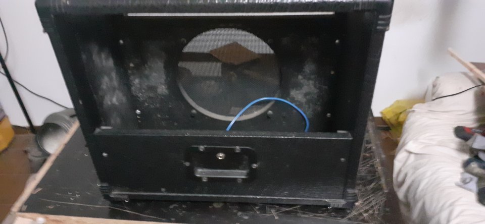 Mueble de amplificador combo Roland ST-50 1x10