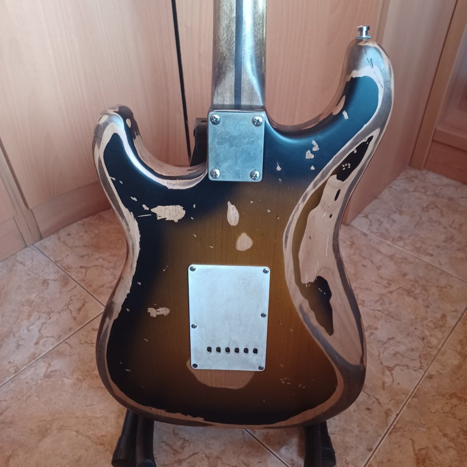 Squier stratocaster classic vibe relic de segunda mano · Foto 6 de 6 · Huesca · 340 €