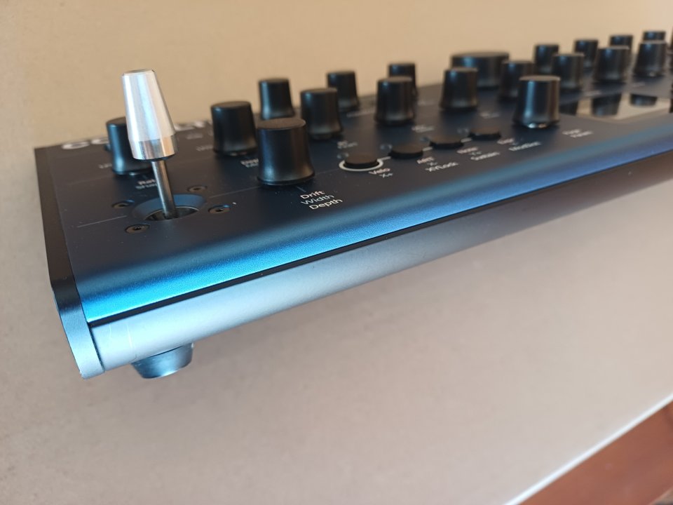 Modal Cobalt 8 M de segunda mano · Foto 9 de 9 · Valencia · 349 €