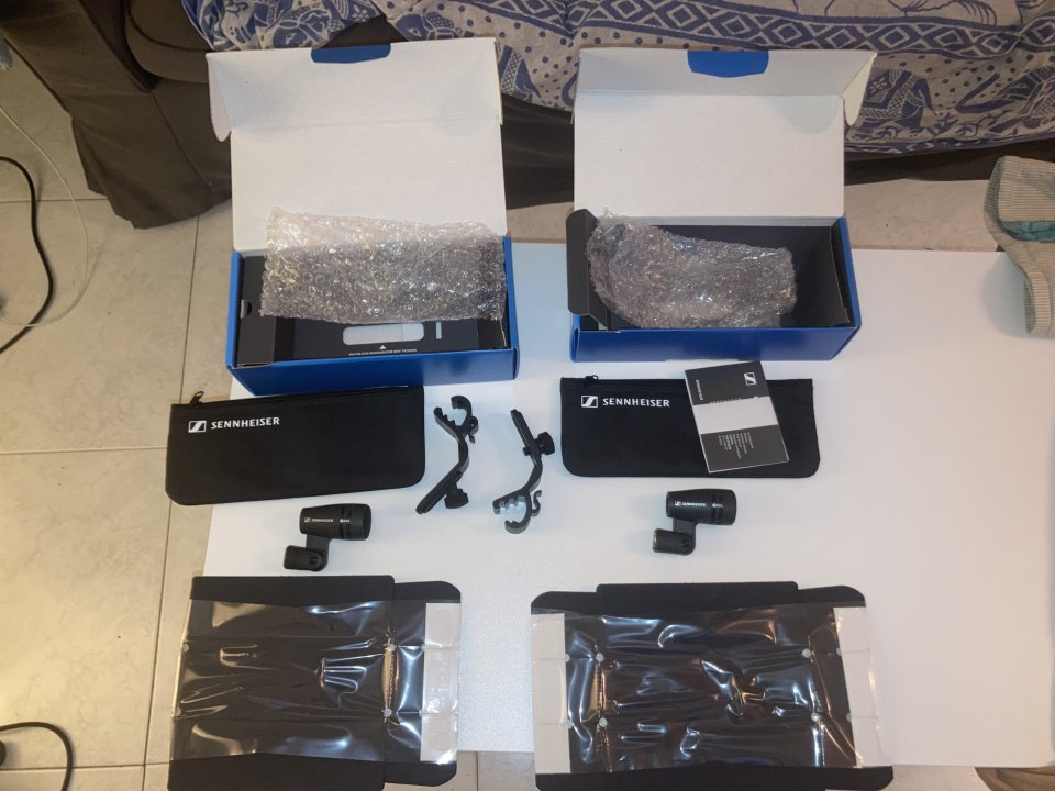 Sennheiser e604 pareja Nuevos de segunda mano · Foto 1 de 2 · Barcelona · 200 €