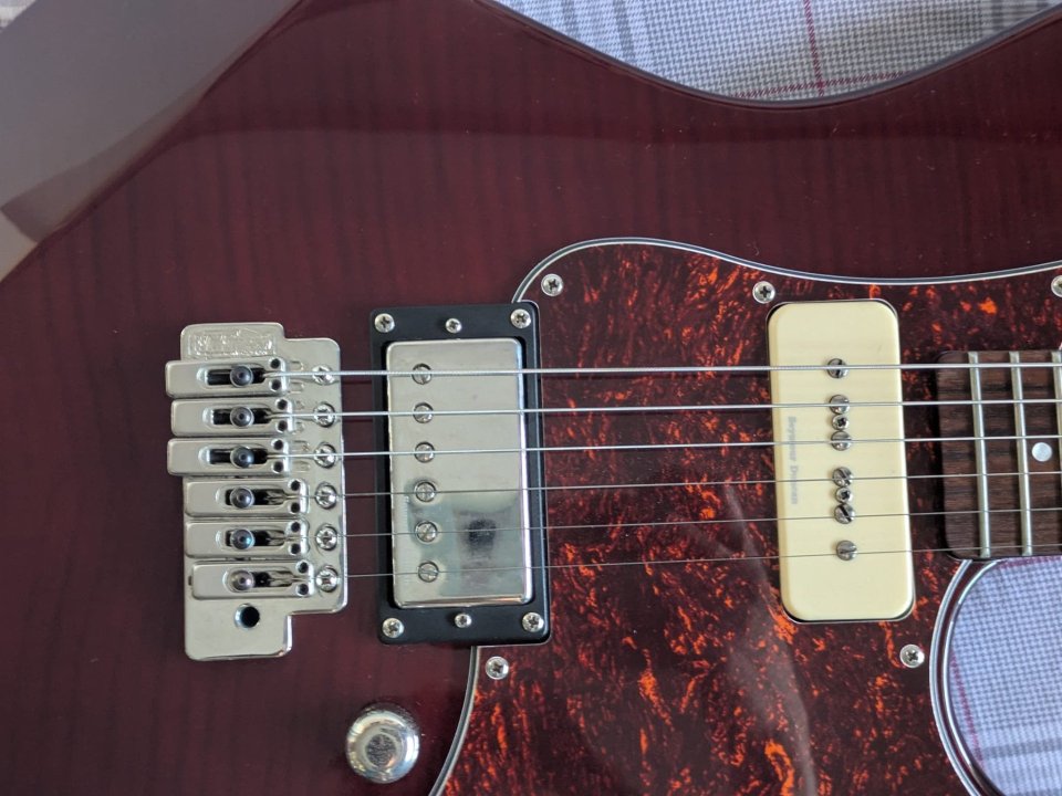 Yamaha Pacifica 611VFM de segunda mano · Foto 1 de 9 · Valencia · 450 €