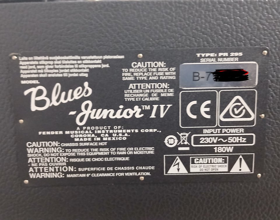 Amplificador Fender Blues Junior IV de segunda mano · Foto 5 de 5 · Cantabria · 595 €