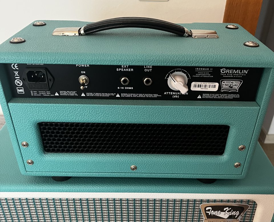 Tone King Gremlin Head + Cab de segunda mano · Foto 4 de 6 · Granada · 1975 €