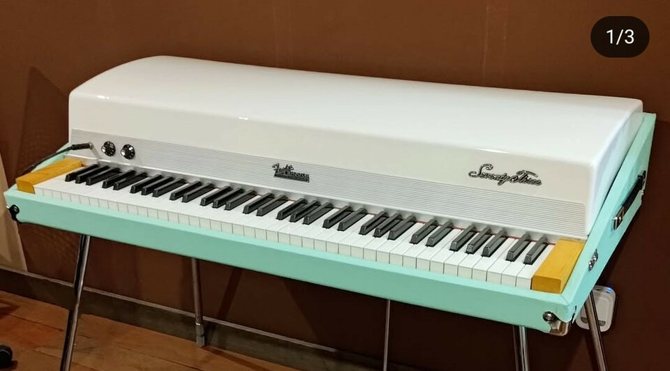 Fender Rhodes 73 y 54 restaurados por Jebi-Rhodes