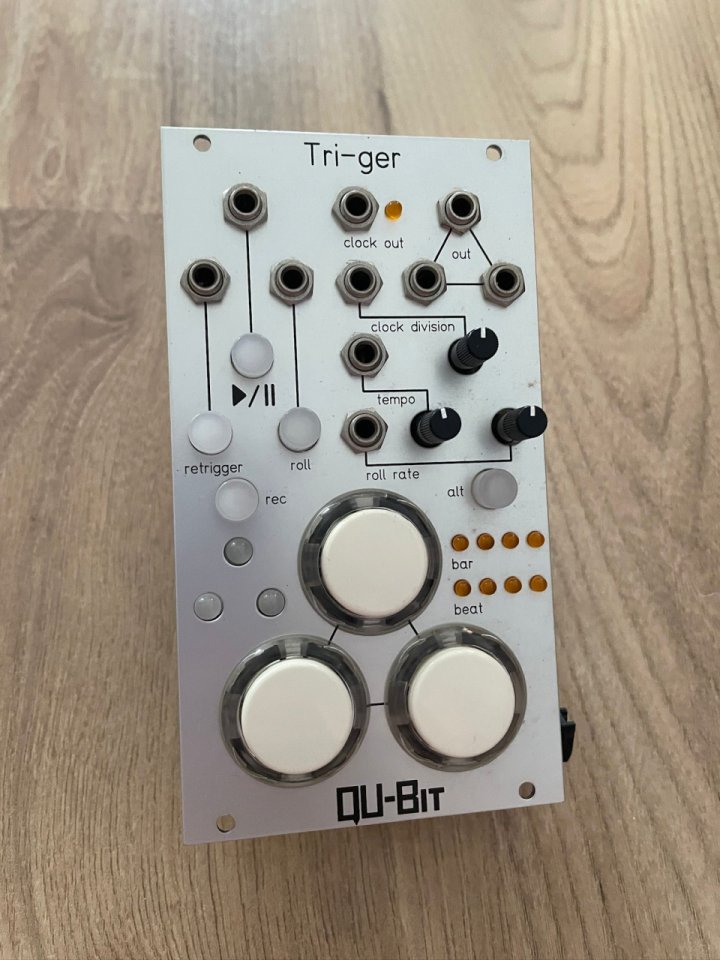 Tri-ger  _Qu-Bit Electronix (Módulo Sintetizador Eurorack)