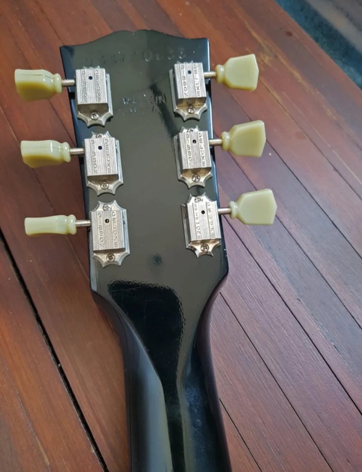 GIBSON Les Paul Studio Ebony