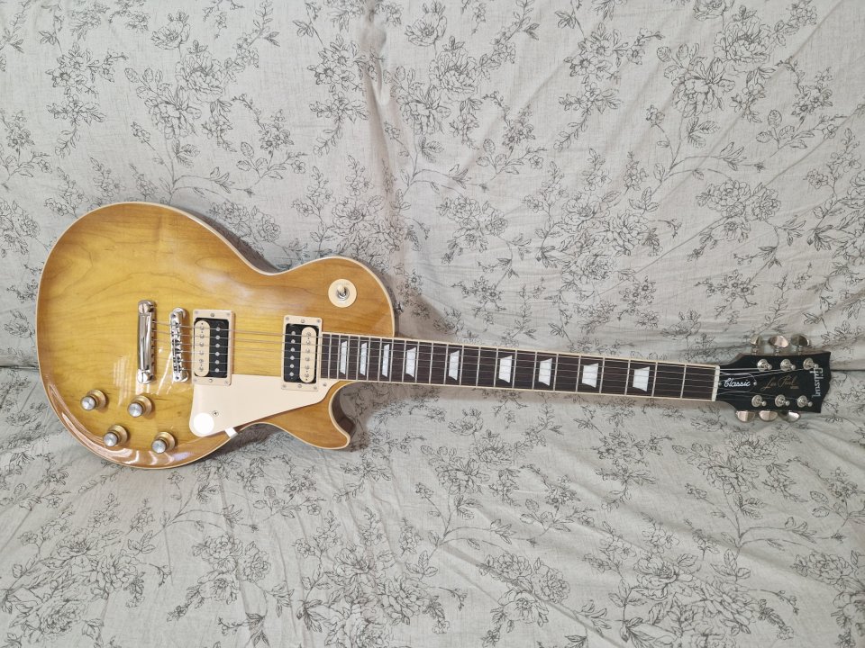 Gibson Les Paul Classic Honeyburst 2022 - Demo de segunda mano · Foto 5 de 10 · Madrid · 1500 €