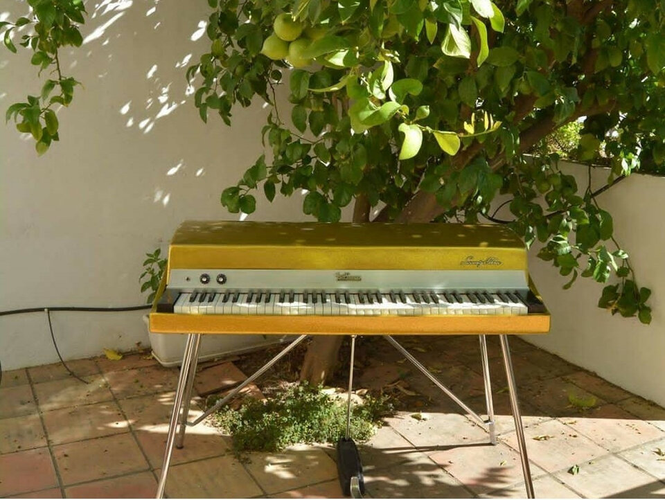 Fender Rhodes 73 y 54 restaurados por Jebi-Rhodes