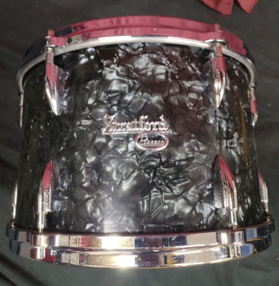 Tom 12x8 Stratford Besson,